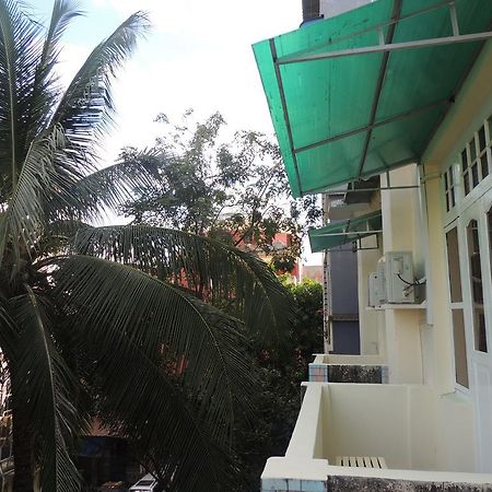 Lotus Bed & Breakfast Rangum Exterior foto