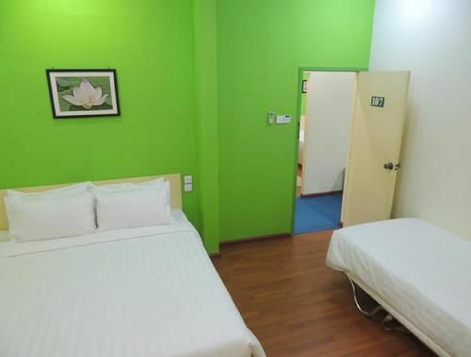 Lotus Bed & Breakfast Rangum Exterior foto